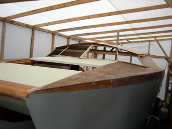 power catamaran Hydrofoil Supported